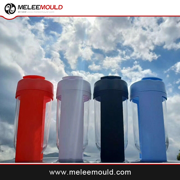 Melee New Style assorted colors plastic bottle