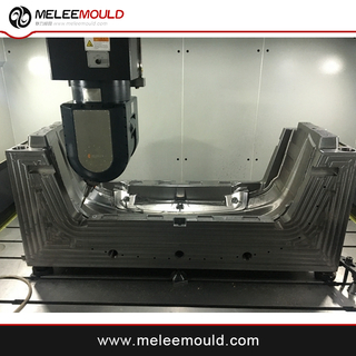 China MELEEMOULD for Auto parts Parachoques de automóviles Componentes de vapor