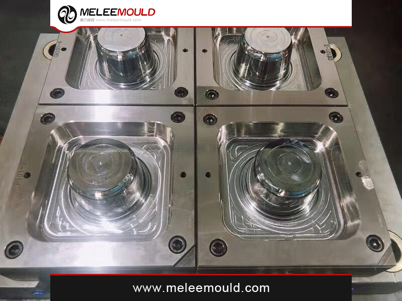 MELEE Plastic injection Daily Use bucket Food containers for IML mold with sealed cover
